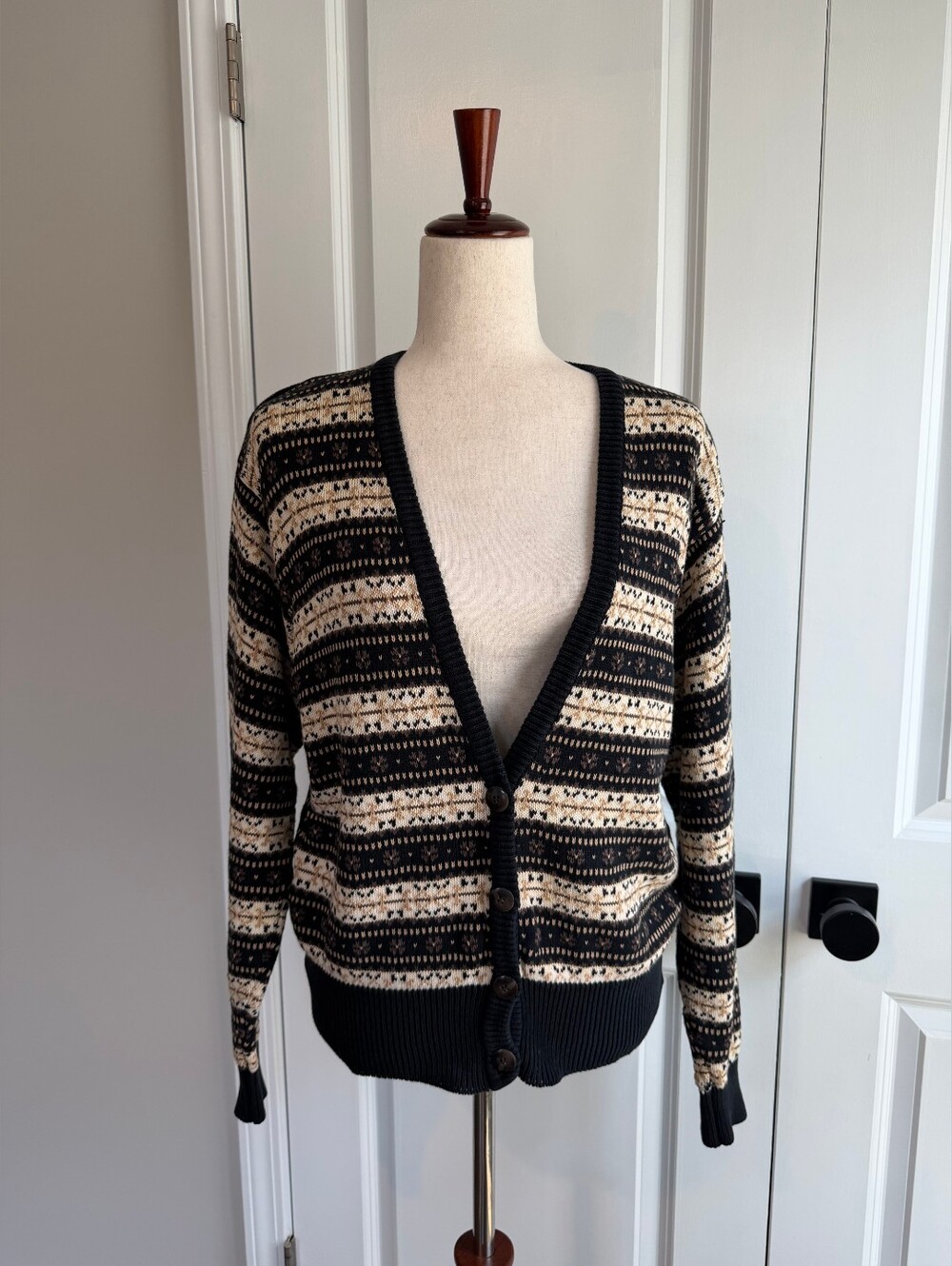 Vintage Liz Claiborne Black Cream Striped Fair Isle V-Neck Button Cardigan Large